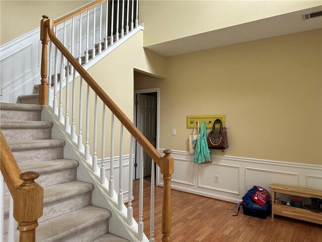 Foto del edificio - 2165 Chattahoochee Dr NW