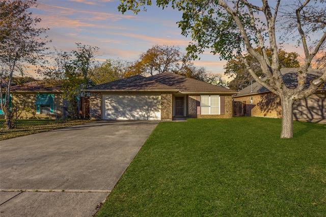 Foto principal - 5810 Blackmore Ave