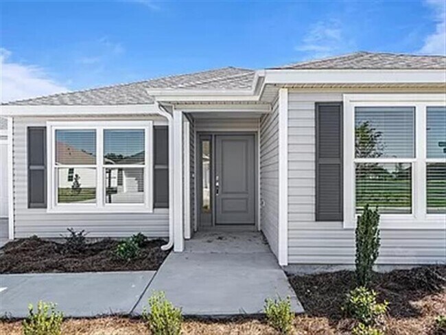 Building Photo - Gorgeous home