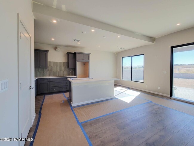 Building Photo - 5898 E Killen Loop