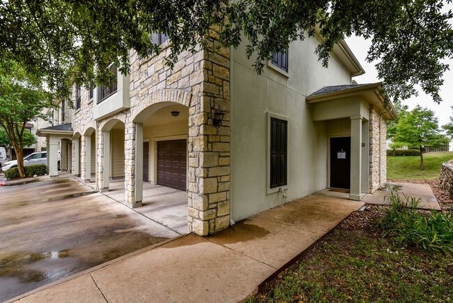 Building Photo - 7701 Rialto Blvd