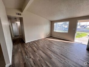 Building Photo - 1536 Thornton St