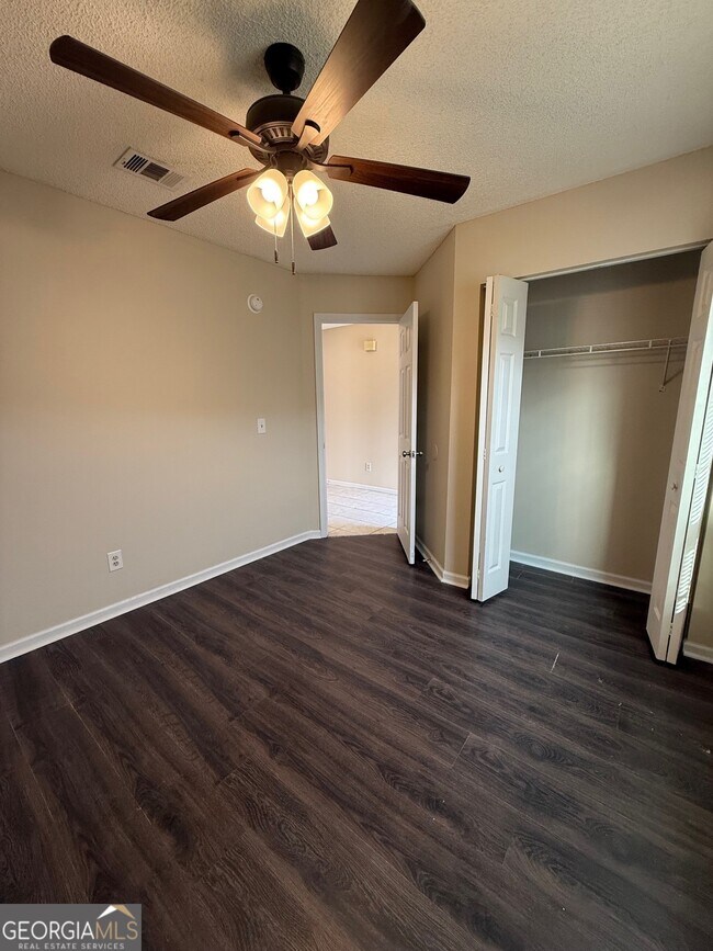 Foto del edificio - 32 Talbot Ct