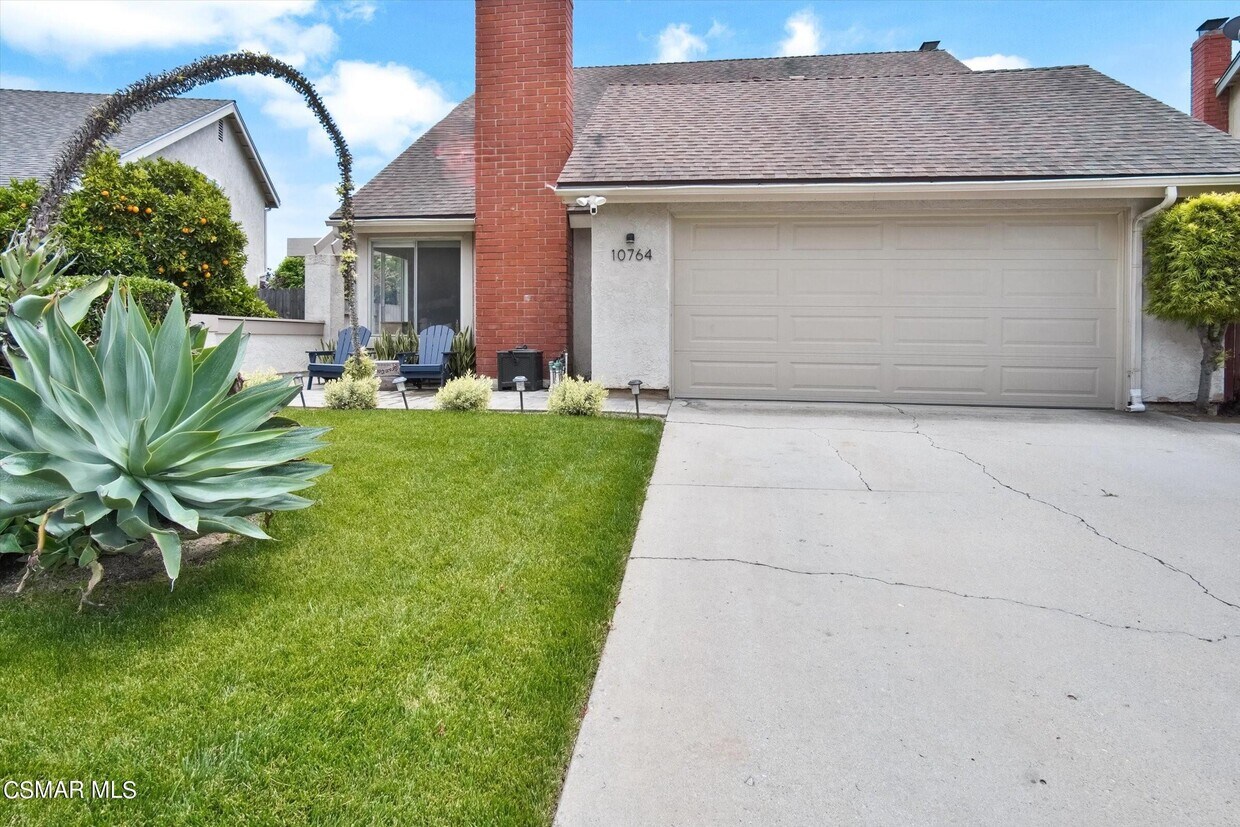 Foto principal - 10764 Fresno Ct