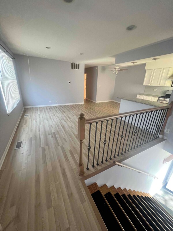 Foto del edificio - 600 E Old Willow Rd