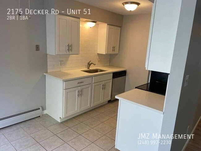 Foto del edificio - 2175 Decker Rd