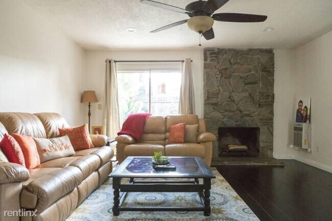Building Photo - 3 br, 2 bath House - 3213 Topaz Ln
