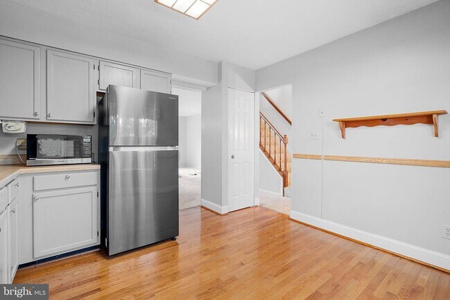 Building Photo - 7 Powhurst Ct
