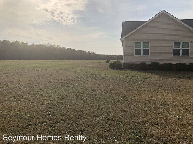 Building Photo - 3 br, 2 bath House - 200 Mt. Airy Road