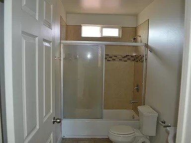 Building Photo - 831 W 50th Pl