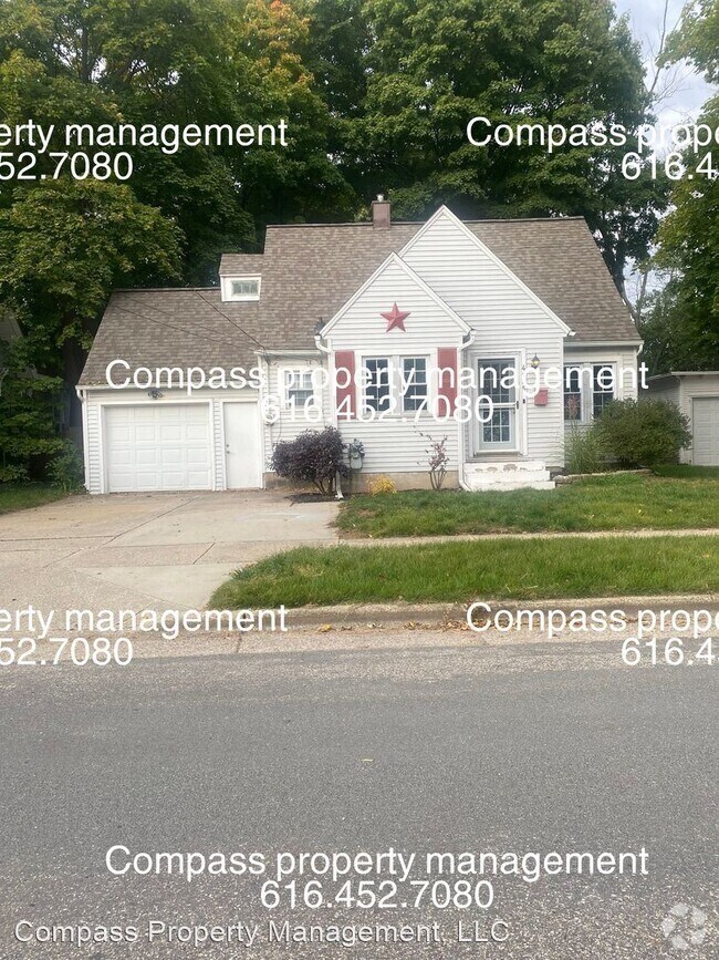 Hollywood Park Apartments under 3,000 Grand Rapids, MI 1 Rentals