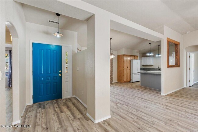 Building Photo - 11055 Lariat Ln
