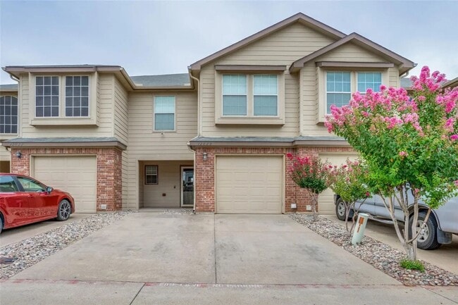 Building Photo - 12629 Oceanside Dr