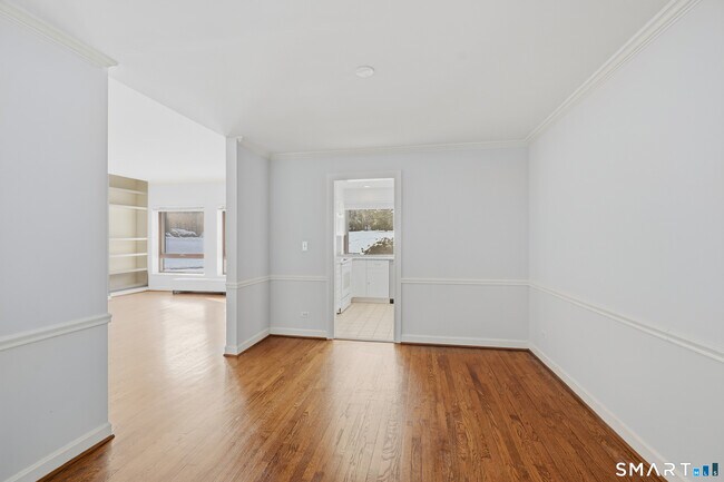 Foto del edificio - 1 Milbank Ave