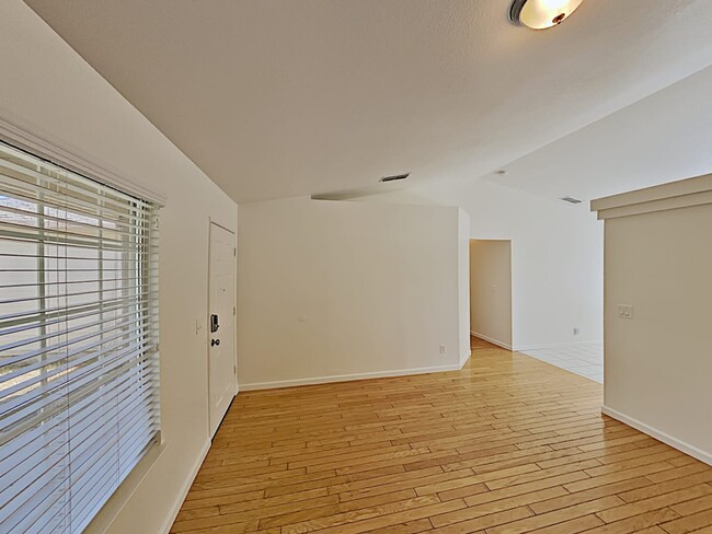 Building Photo - 1620 Rodeo Way