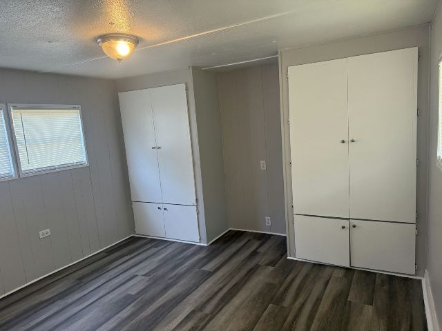 Building Photo - 2850 New Tampa Hwy