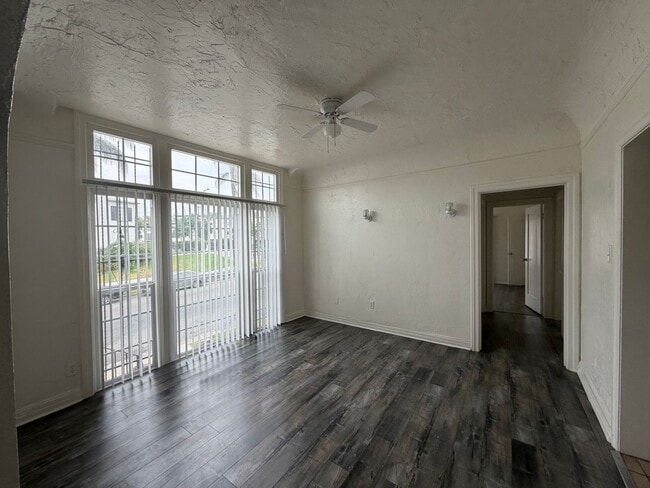 Photo - Mid-City 2 Bedroom 1 Bath Gem House