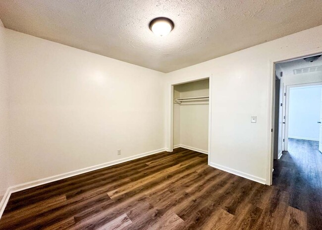 Building Photo - Blackman Rental