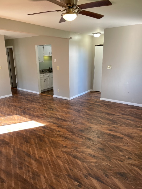 Foto principal - 616 S Main St