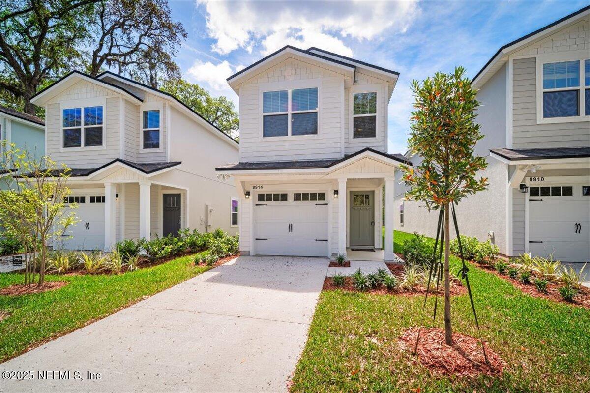 Foto principal - 8922 Free Ave