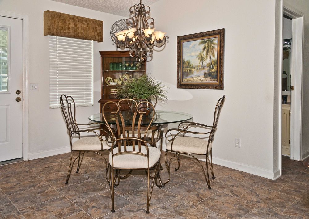 Foto principal - 1213 Granada Ct