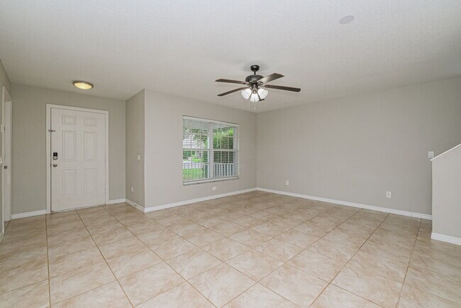 Foto del edificio - 8439 Hawbuck St