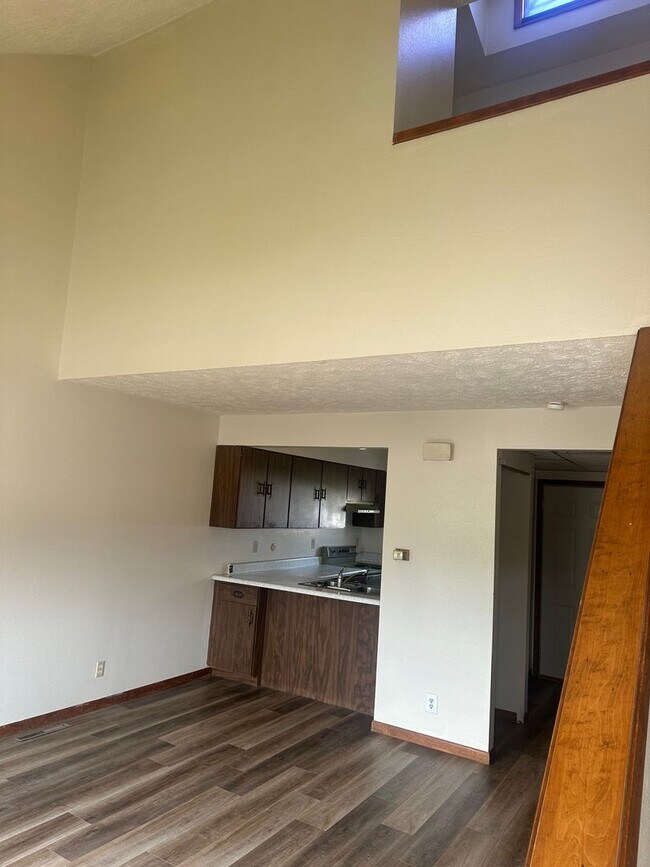 Foto del edificio - 610 Curtis St