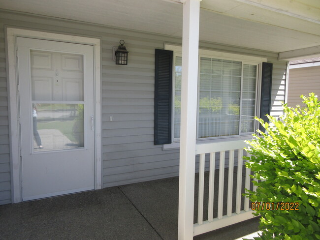 front porch - 1802 N Aladdin Rd
