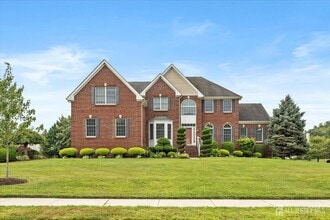 Building Photo - 15 Meadowlark Dr