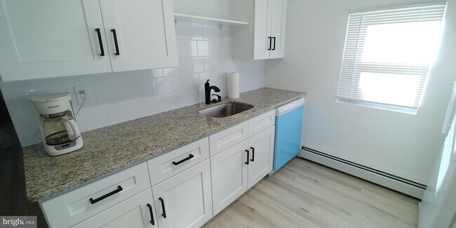 Foto del edificio - 3147 Clive Ave