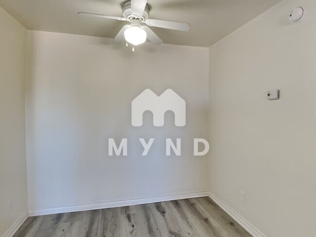 Foto del edificio - 2451 N Rainbow Blvd Apt 2150