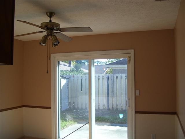Building Photo - 4 Peach Blossom Ct