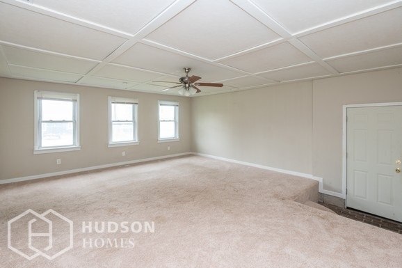 Foto del edificio - AVAILABLE NOW! - 13921 Silver St, Weston, ...