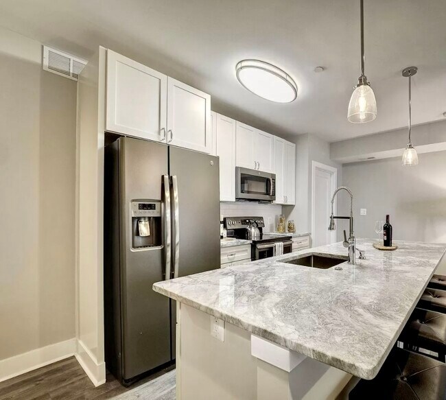 Foto del edificio - 1350 Nicholson St NW
