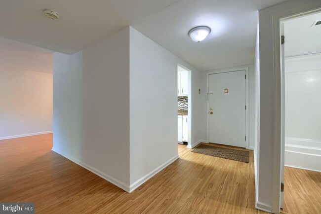 Building Photo - 2109 Cedar Run Dr