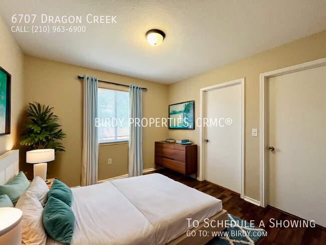 Foto del edificio - 6707 Dragon Creek