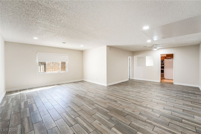 Building Photo - 2629 Hickey Ave