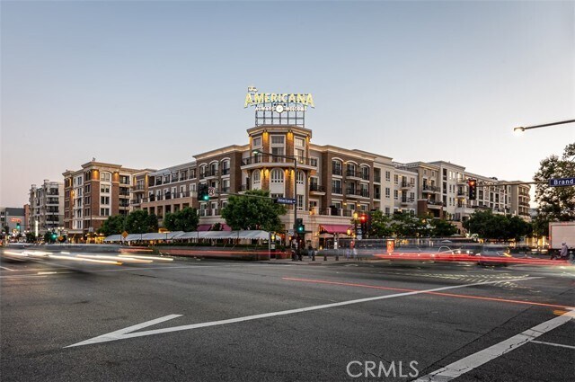Foto del edificio - 205 Caruso Ave