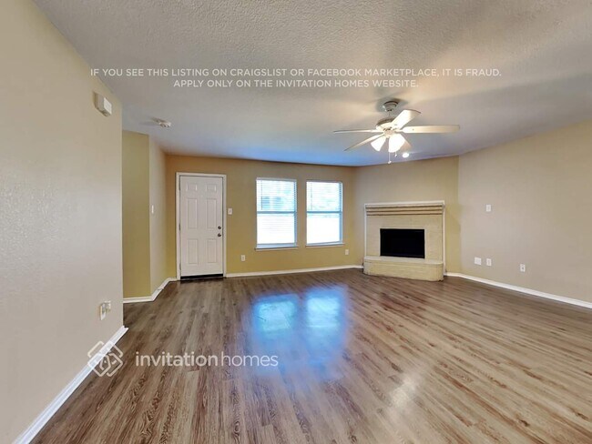Foto del edificio - 706 Mission Ln