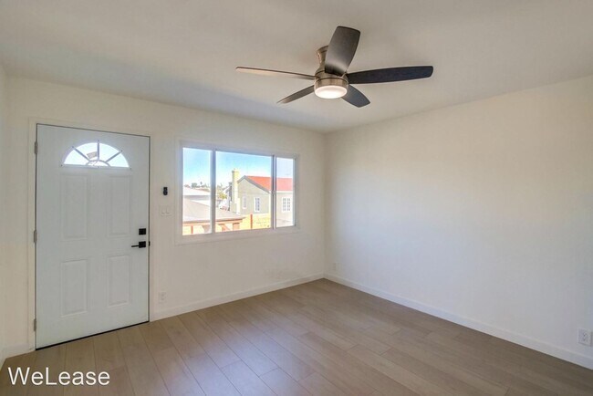 Foto del edificio - 1 br, 1 bath House - 3939 Marine View Ave.