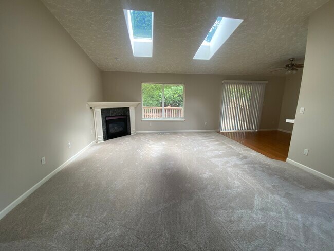 Foto del edificio - 748 Mule Deer St NW