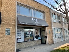 Building Photo - 7369 W North Ave