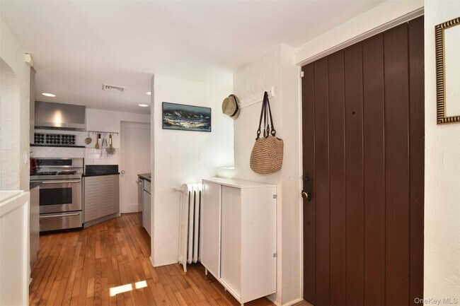 Foto del edificio - 116 Potter Rd