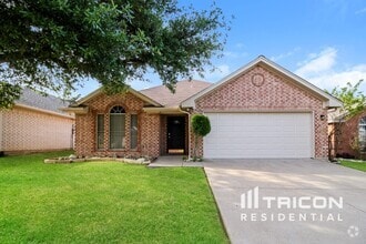 Building Photo - 1082 Roundrock Dr