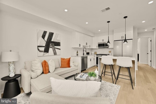 Foto del edificio - 2610 41st St NW