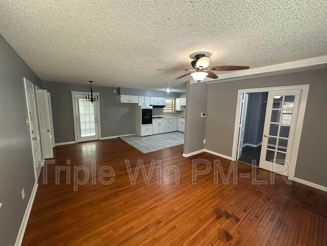 Foto del edificio - 11518 Chipwood Dr
