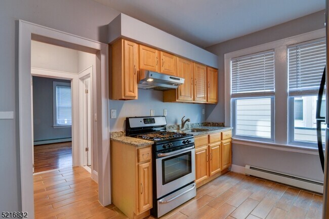 Foto del edificio - 15 Nelson Pl