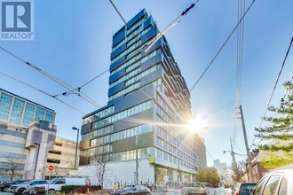 Building Photo - 195 McCaul St