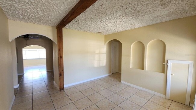 Building Photo - 4359 Lake Richmond Dr