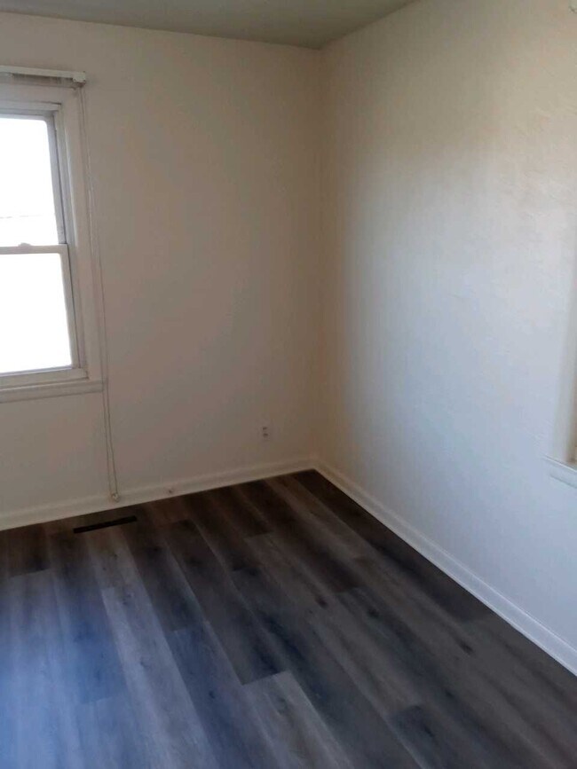 Foto del edificio - 800 Meadow Ave